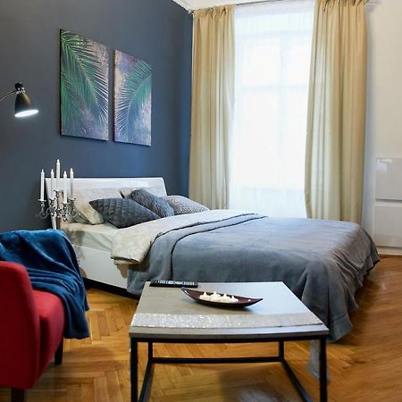 Stylish Apartments In The Center Lviv Dış mekan fotoğraf