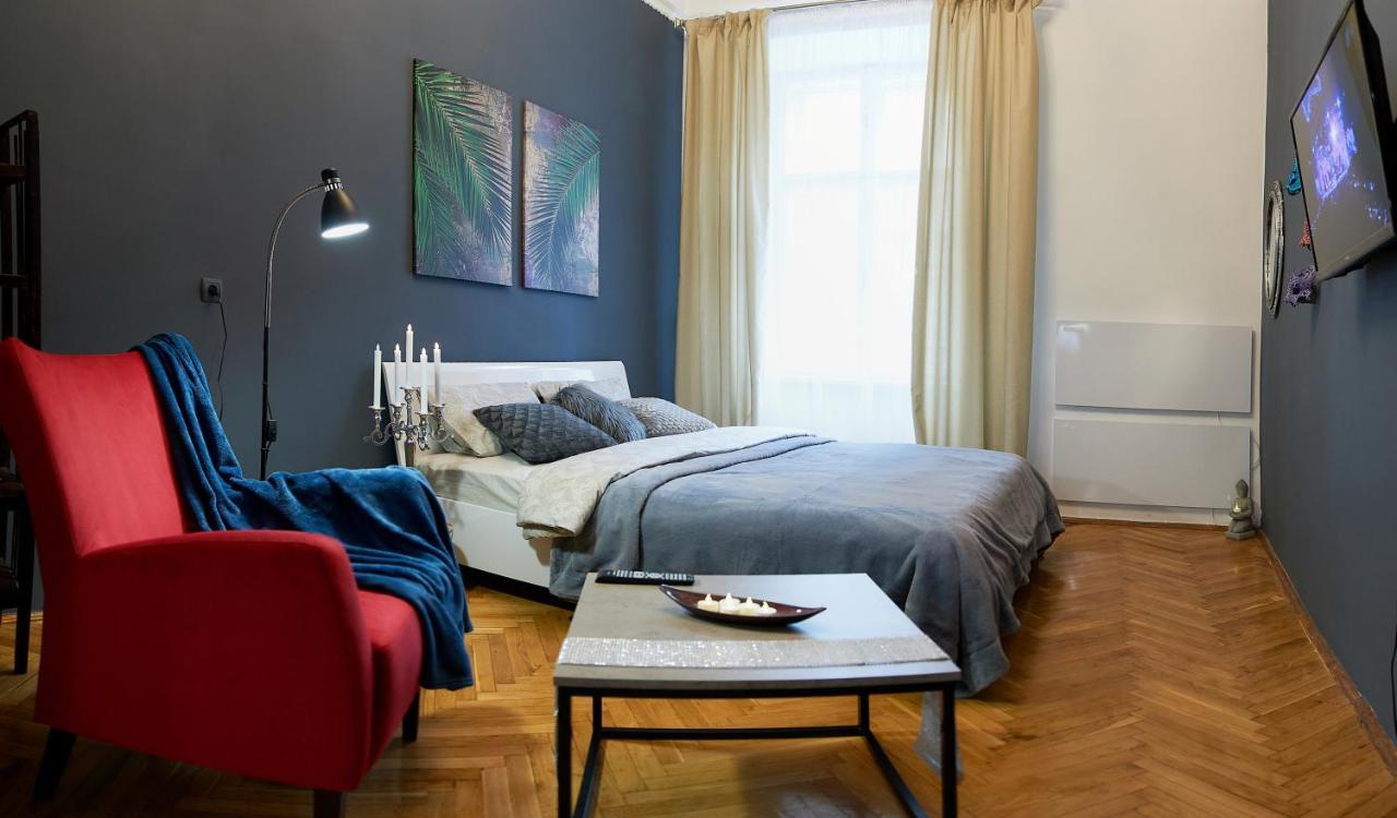 Stylish Apartments In The Center Lviv Dış mekan fotoğraf